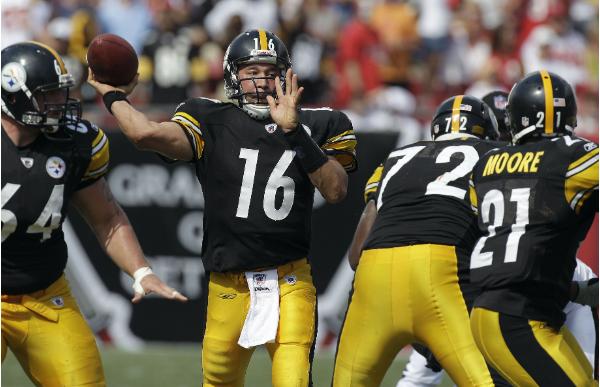 Charlie Batch, quarterback dei Pittsburg Steelers (AP Photo/Chris O'Meara)