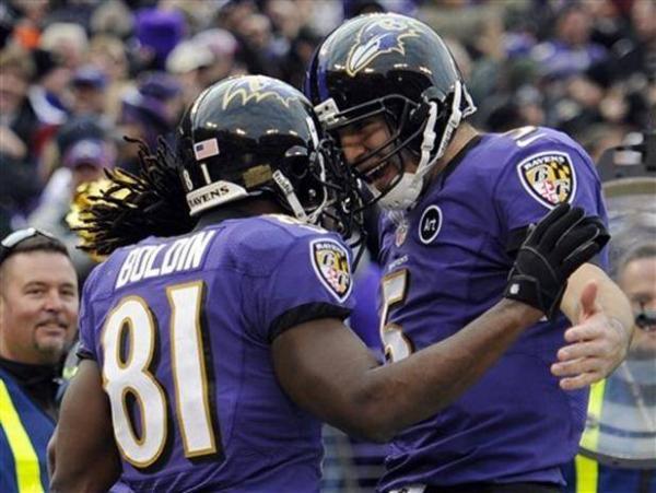 Joe Flacco e Anquan Boldin festeggiano dopo un TD