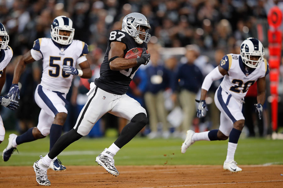 Jared Cook Raiders vs Rams