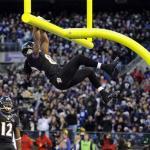 Torrey Smith celebra il suo touchdown lanciato da Joe Flacco.