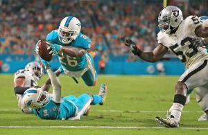 Damien Williams touchdown Dolphins Raiders 2017