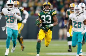 Aaron Jones Green Bay Packers vs Dolphins 2018