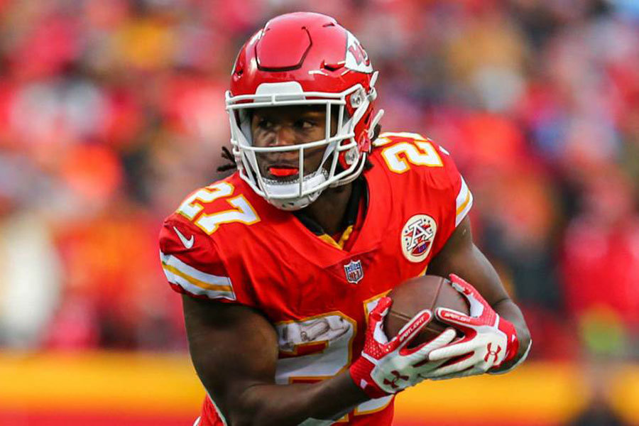 Kareem Hunt Chiefs to Browns