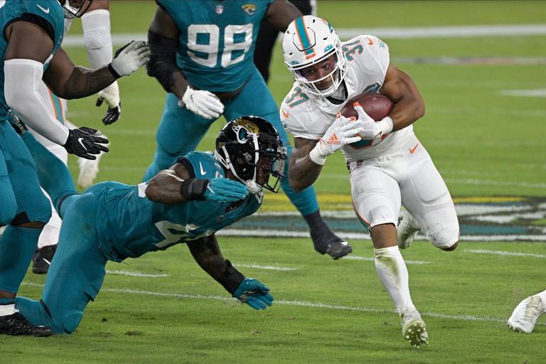 Miami Dolphins Myles Gaskin vs Jacksonville