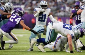 Dallas Cowboys Ezekiel Elliott vs Minnesota Vikings NFL 2022 (Bruce Kluckhohn/AP)