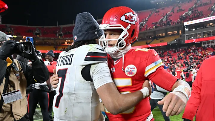 CJ Stroud e Patrick Mahomes