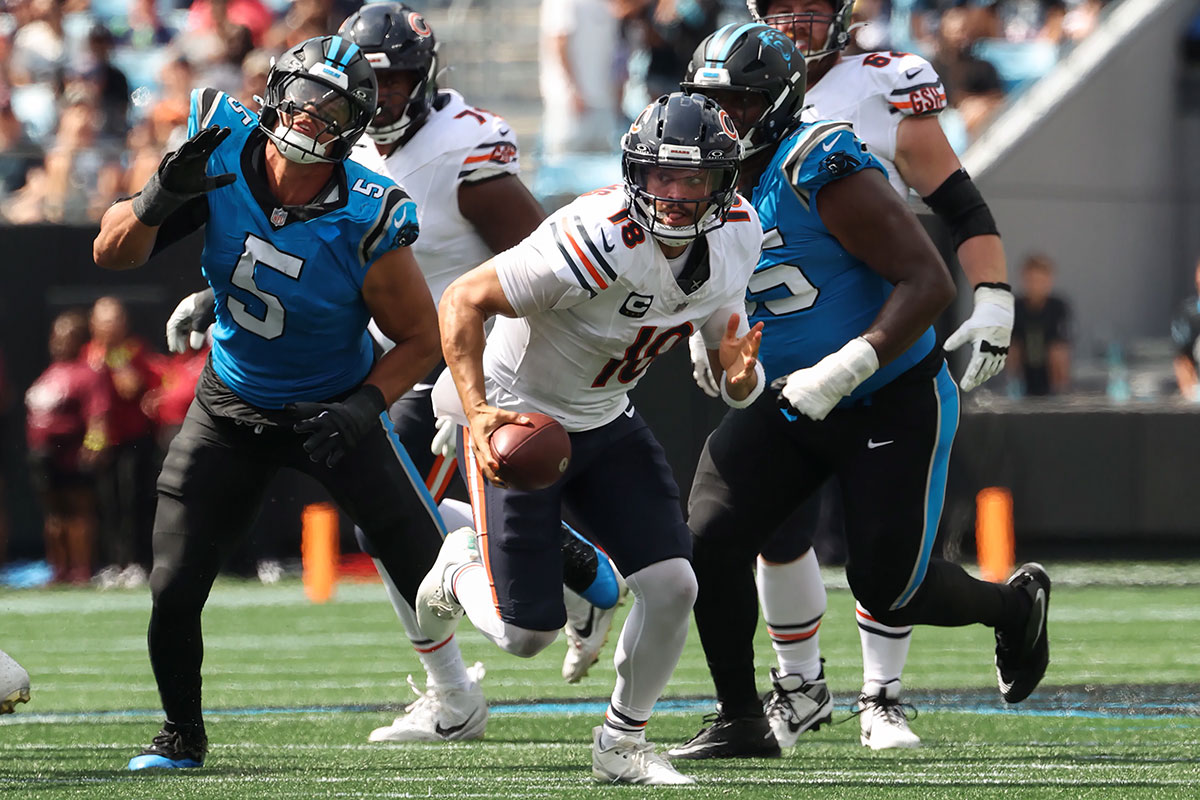 Caleb Williams in Bears-Panthers NFL 2026 week 1