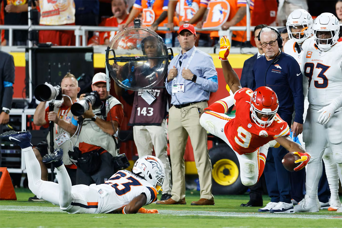 Kenneth Walker III td Chief Broncos NFL 2026 week 1